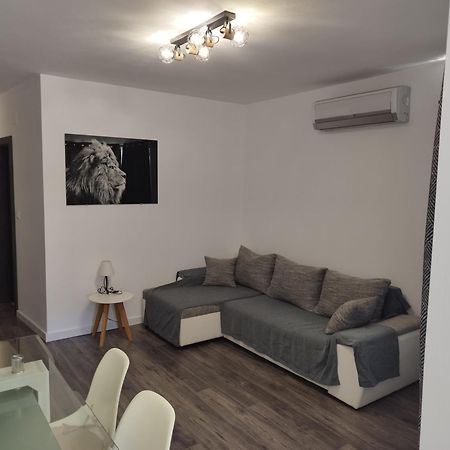 Apartments Dora 2 Bibinje Exterior foto